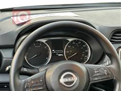 نيسان فيرسا